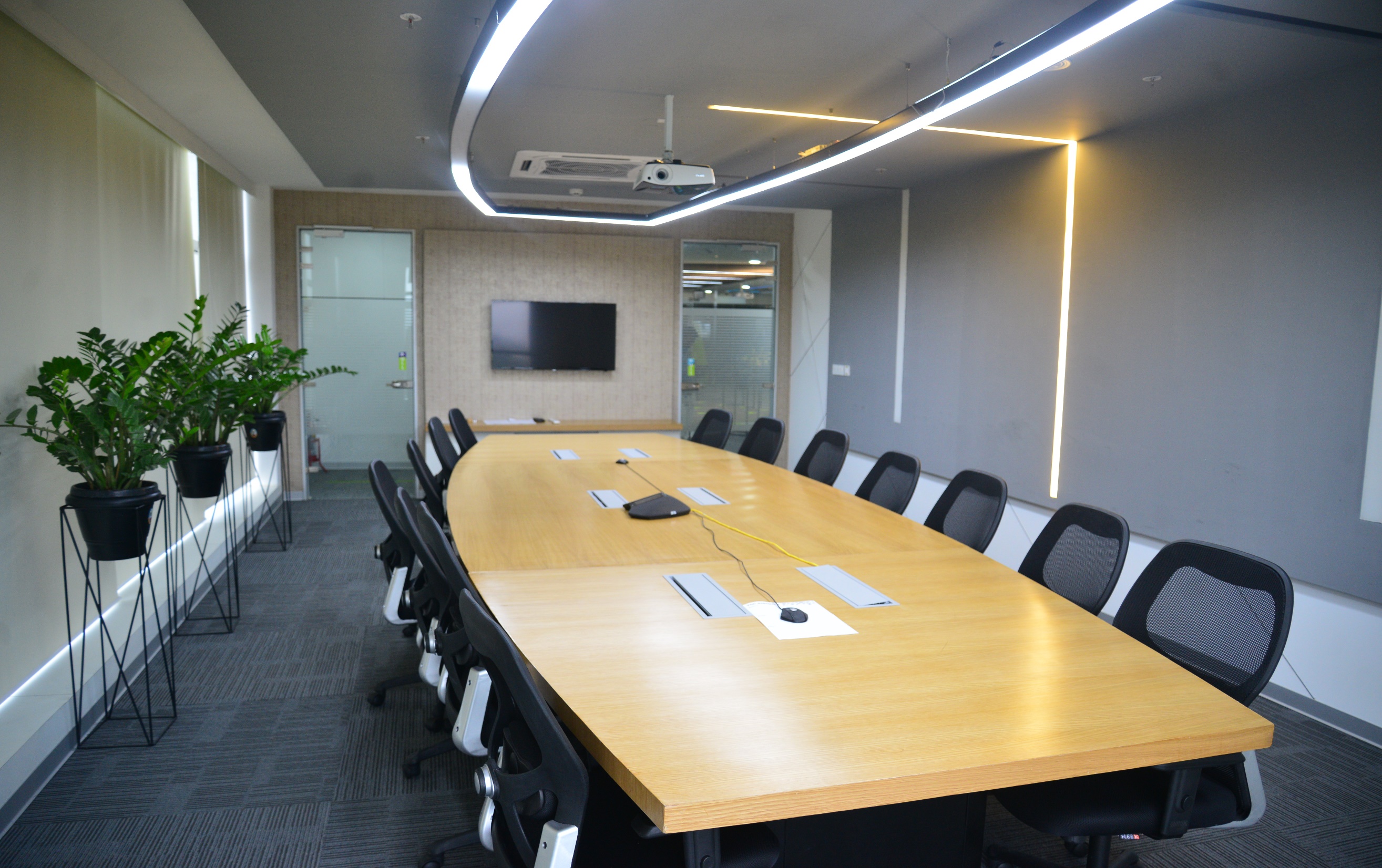 Electronics City Office - Image 6